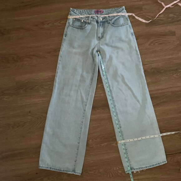 Edikted Wide-Leg Light Wash Jeans – Size XS - Picture 9 of 14